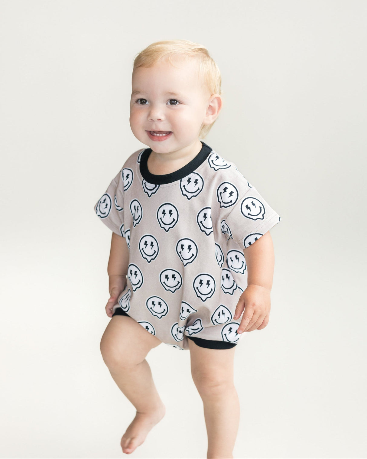 Short Sleeve Bubble Romper | Electric Drippy - HoneyBug 