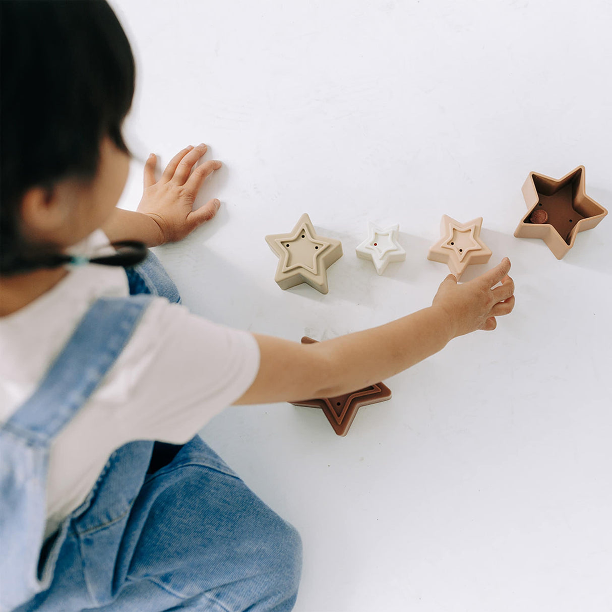 Stacking Stars Set - HoneyBug 