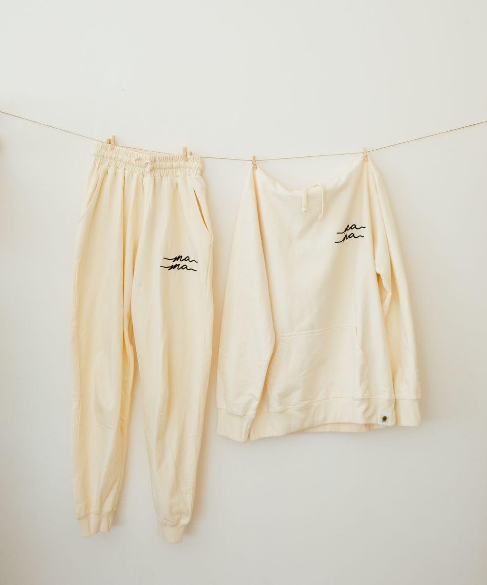 Mama Hooded Sweatshirt - HoneyBug 