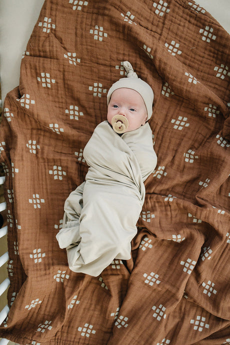 Oatmeal Bamboo Newborn Knot Hat - HoneyBug 