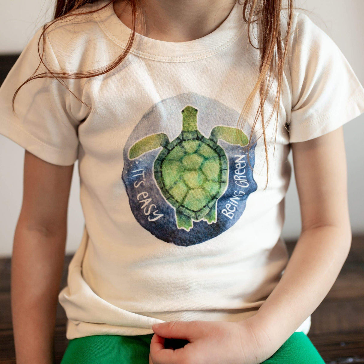 graphic tee | turtle easy green - HoneyBug 