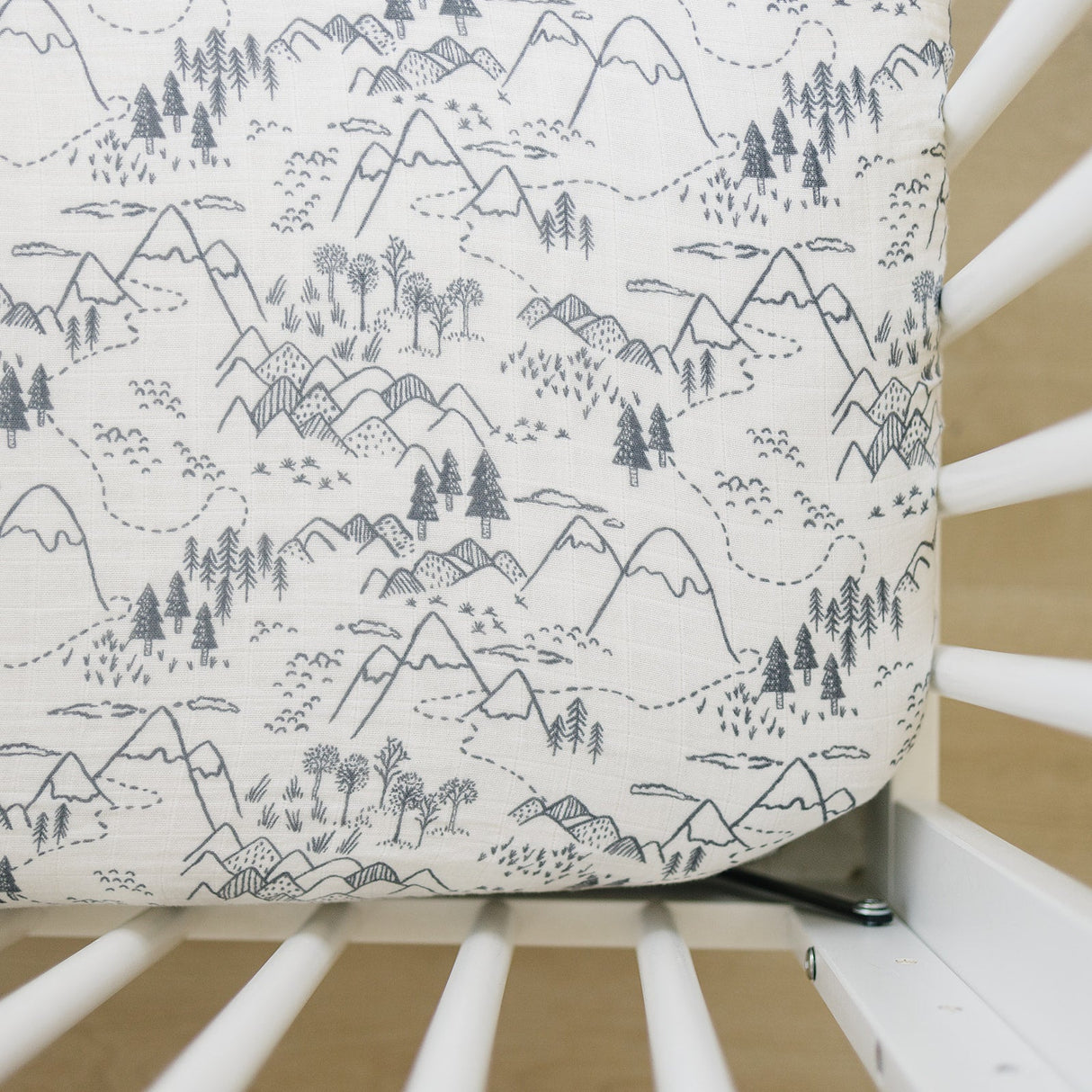 Summit Muslin Crib Sheet - HoneyBug 