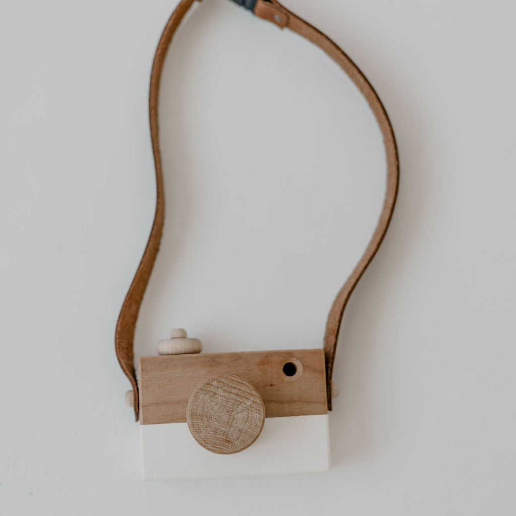 Wood & Leather Play Camera