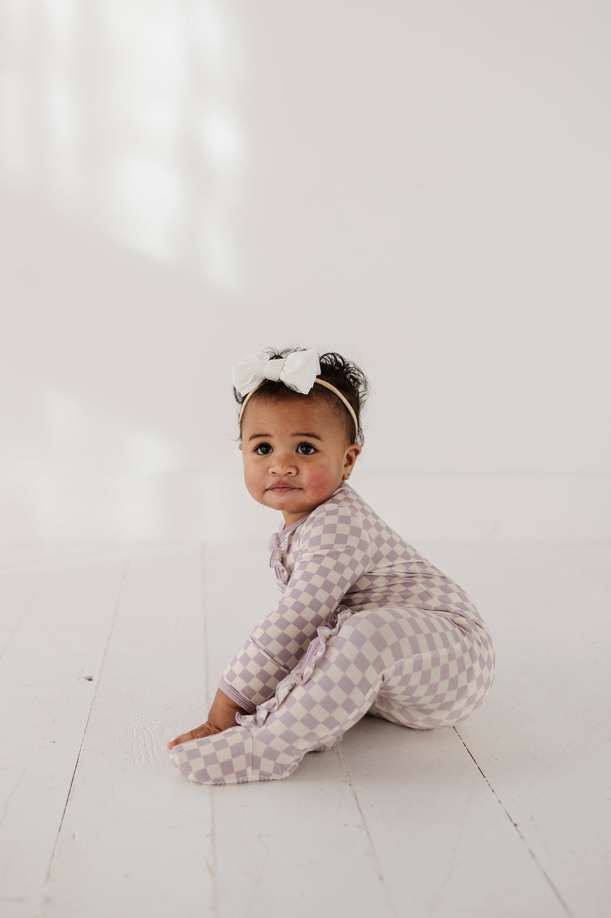 Footie Romper - HoneyBug 