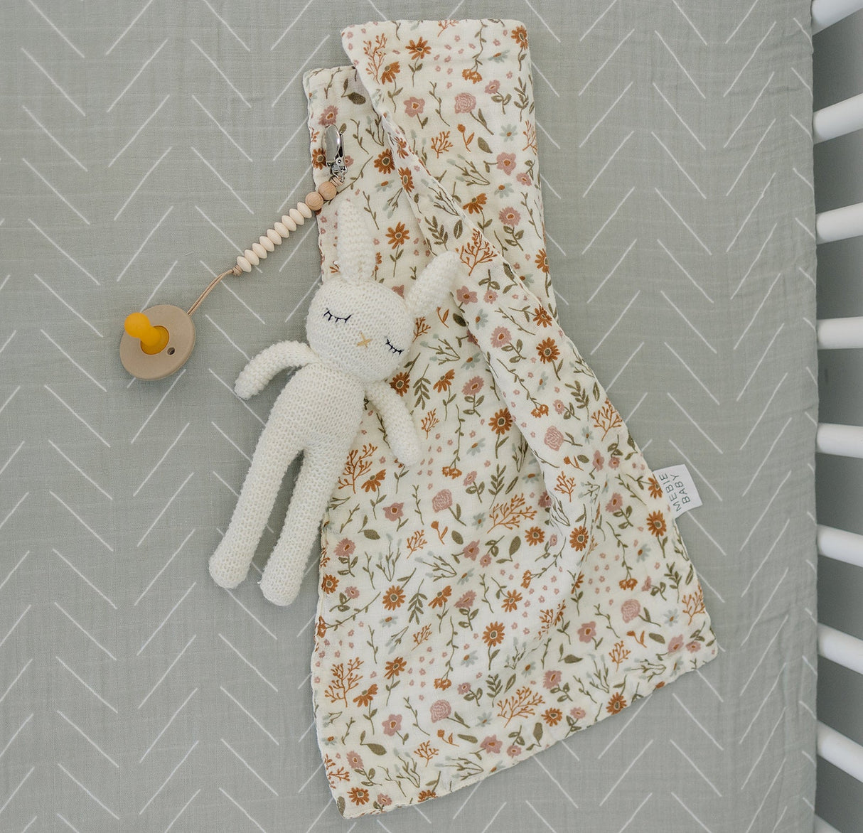 Meadow Floral Muslin Burp Cloth - HoneyBug 