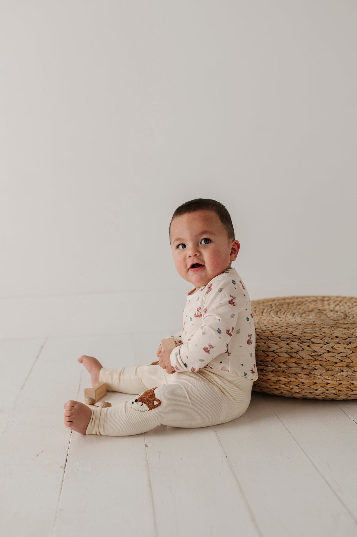 Baby Long Sleeve Bodysuit - HoneyBug 