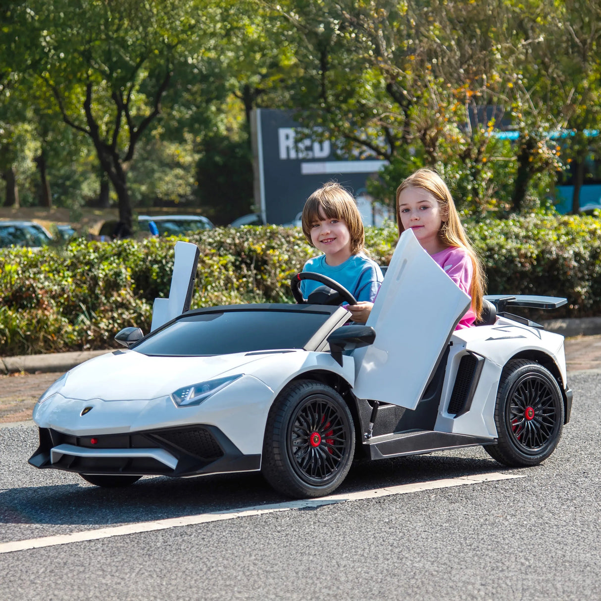 24V Lamborghini Aventador 2 Seater Ride On Car for Kids: Advanced Brushless Motor & Differential for High-Octane Fun