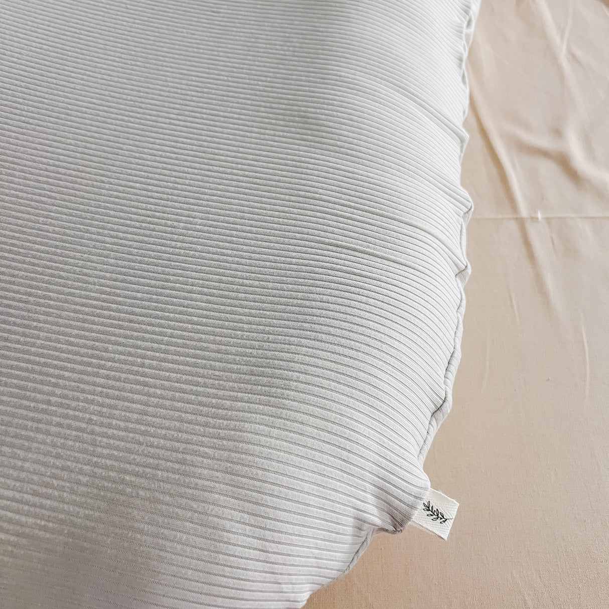 Oat Ribbed Baby Lounger Cover