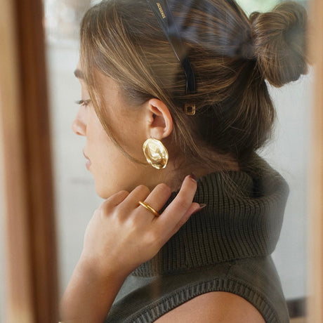 Callan Irregular Disc Earring - HoneyBug 