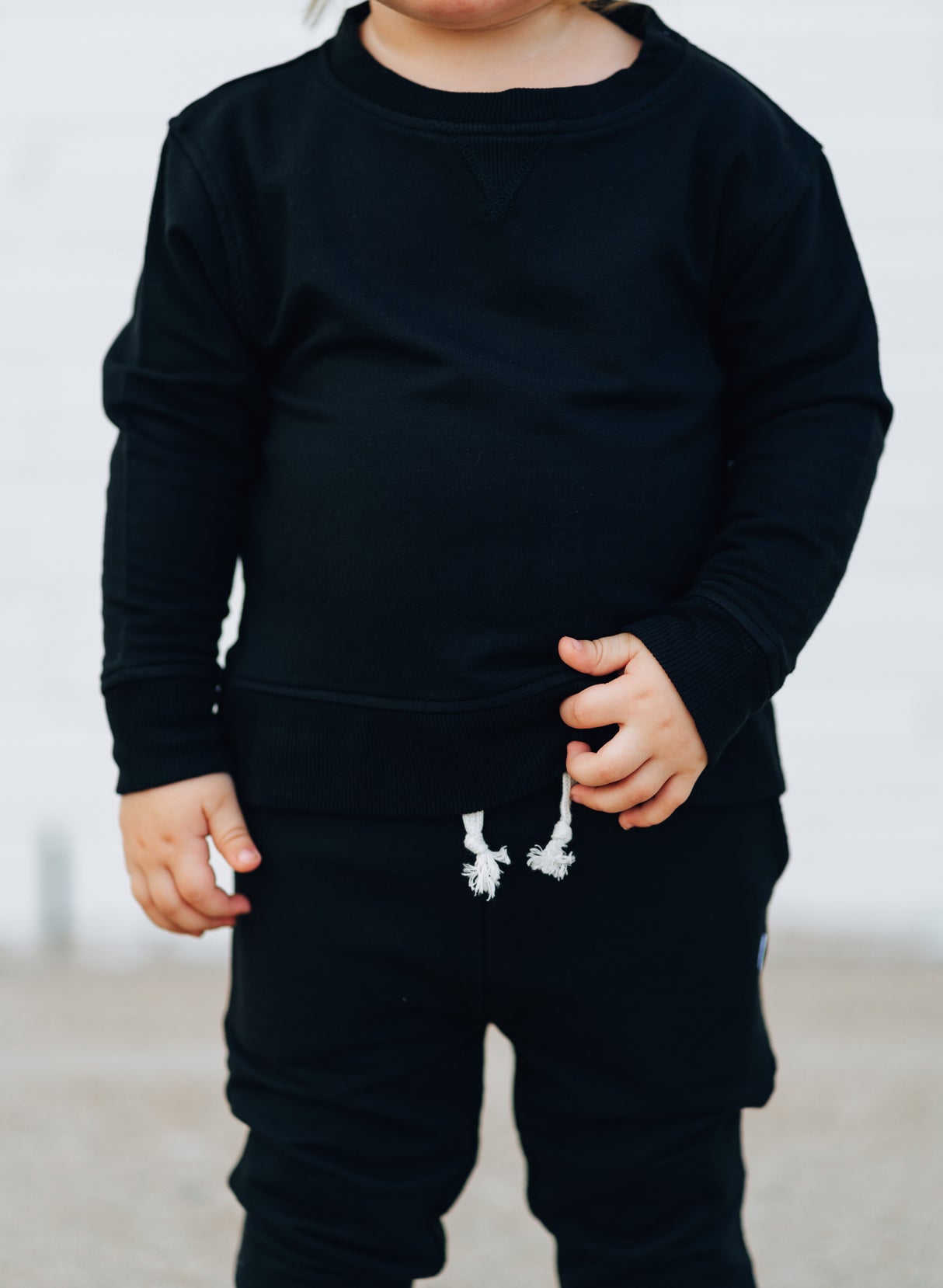BLACK TERRY DREAM PULLOVER - HoneyBug 