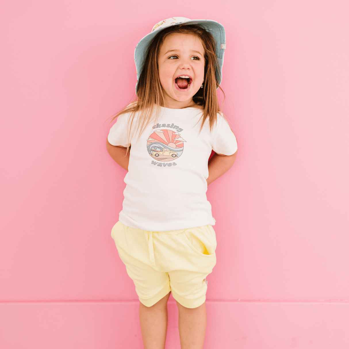 graphic tee | Chasing Waves - HoneyBug 