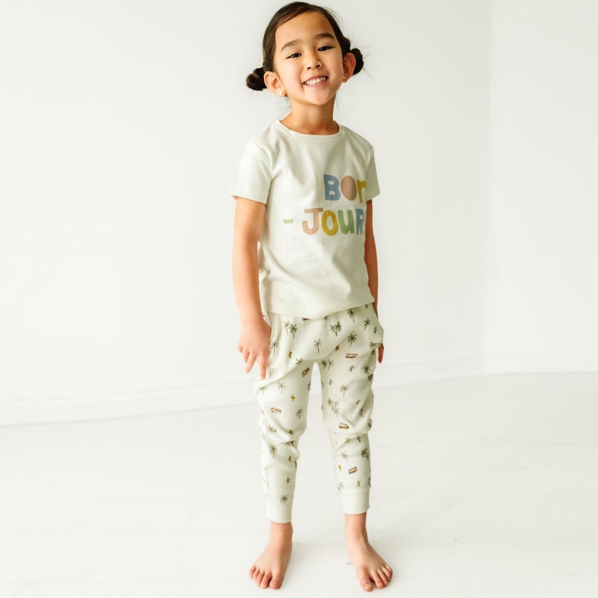 Organic Kids T-Shirts - Bonjour - HoneyBug 