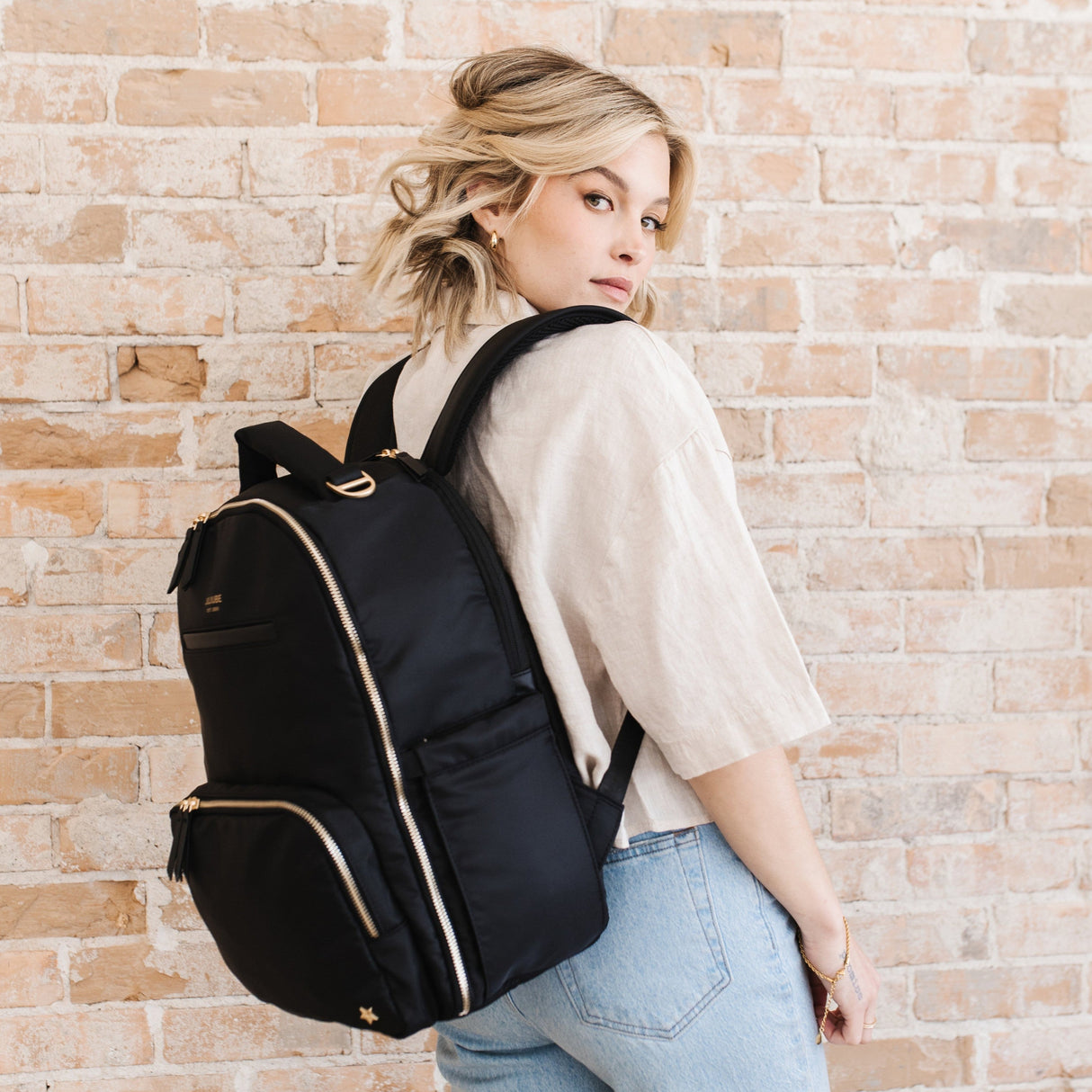 Classic Backpack Black - HoneyBug 