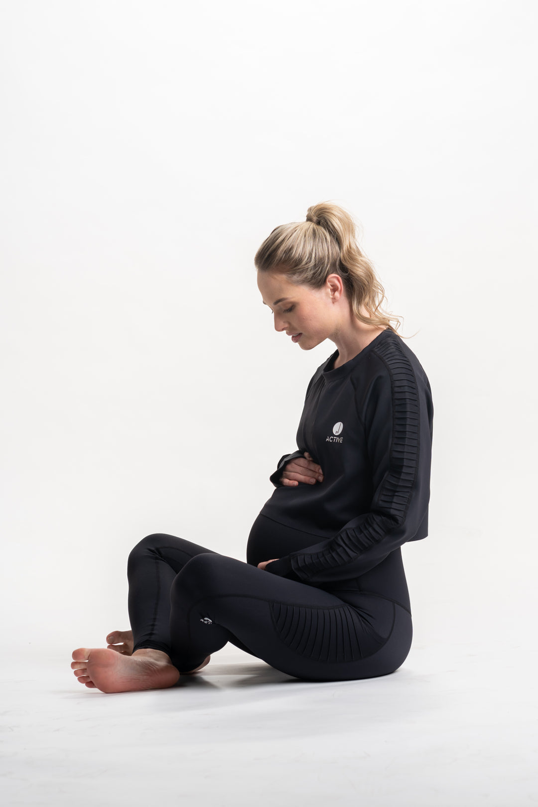 Kahina Pullover Maternity Postpartum Crop Top - HoneyBug 