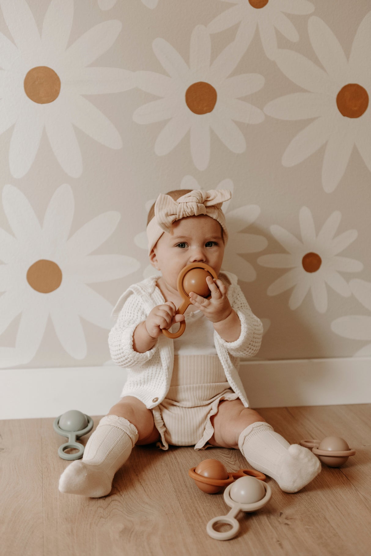 Rattle Toy  - Ora | Mustard - HoneyBug 