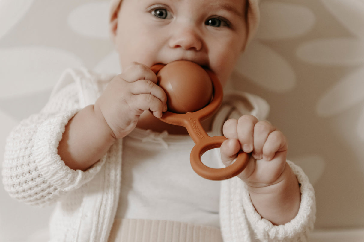 Rattle Toy  - Ora | Brick - HoneyBug 