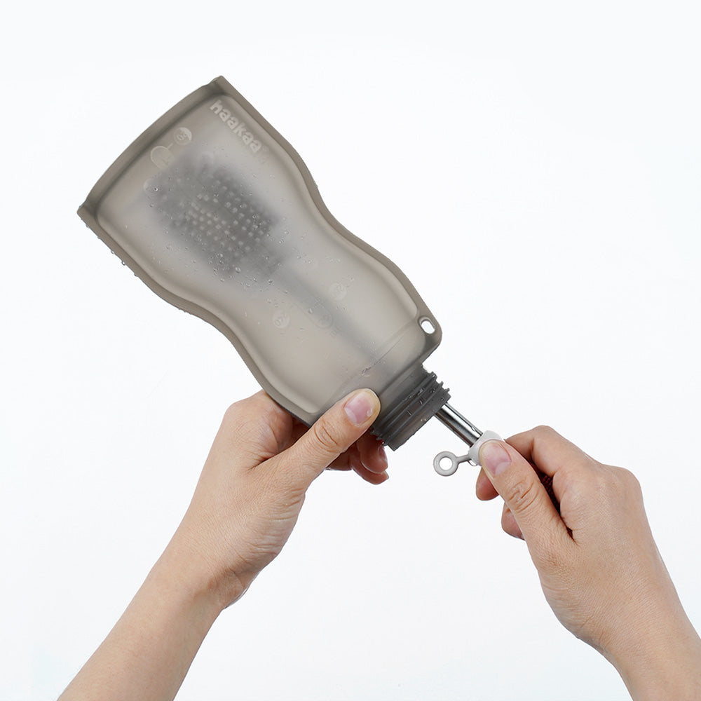 Haakaa Silicone Milk Storage Bag & Sippy Spout Combo - HoneyBug 