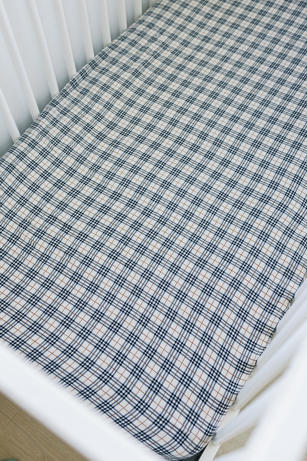 Vintage Plaid Muslin Crib Sheet - HoneyBug 