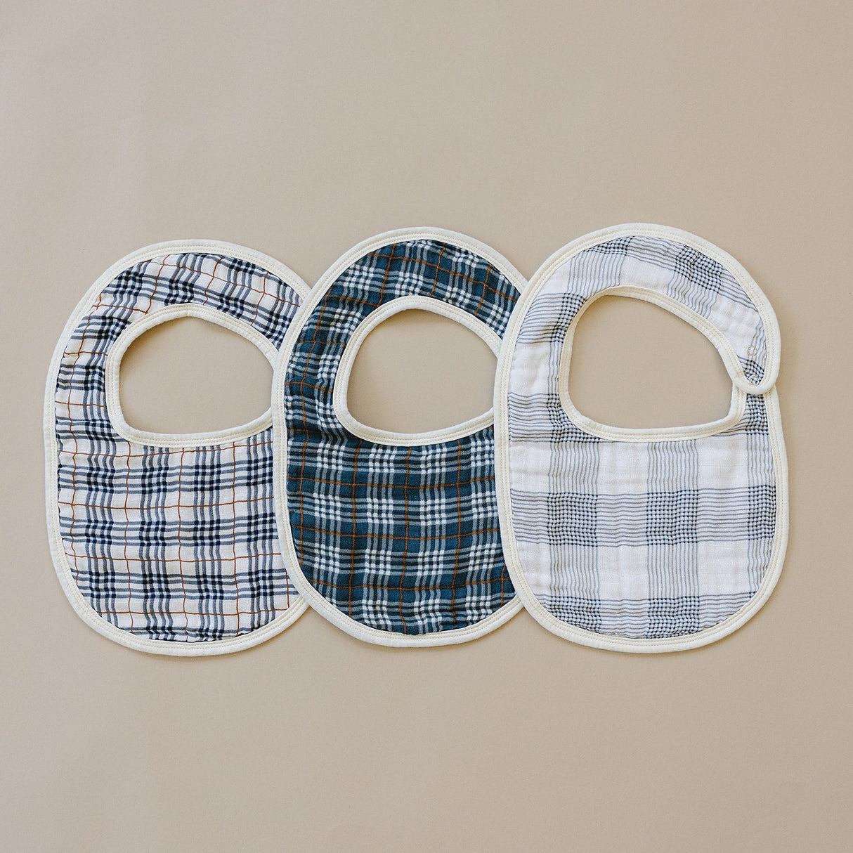 Navy Plaid Classic Muslin Bib - HoneyBug 