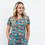 MAMA V-NECK- Blue Check Smile - HoneyBug 