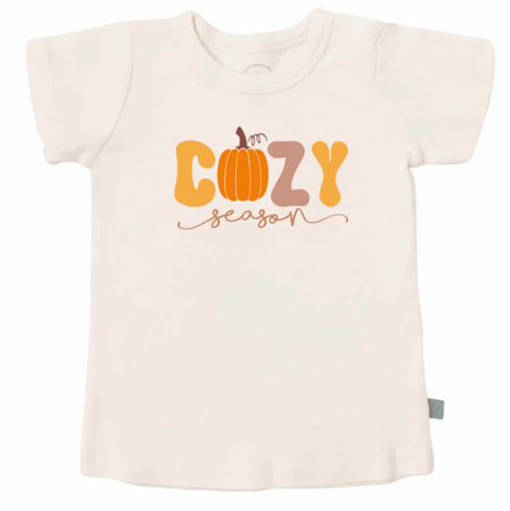 graphic tee | cozy season - HoneyBug 