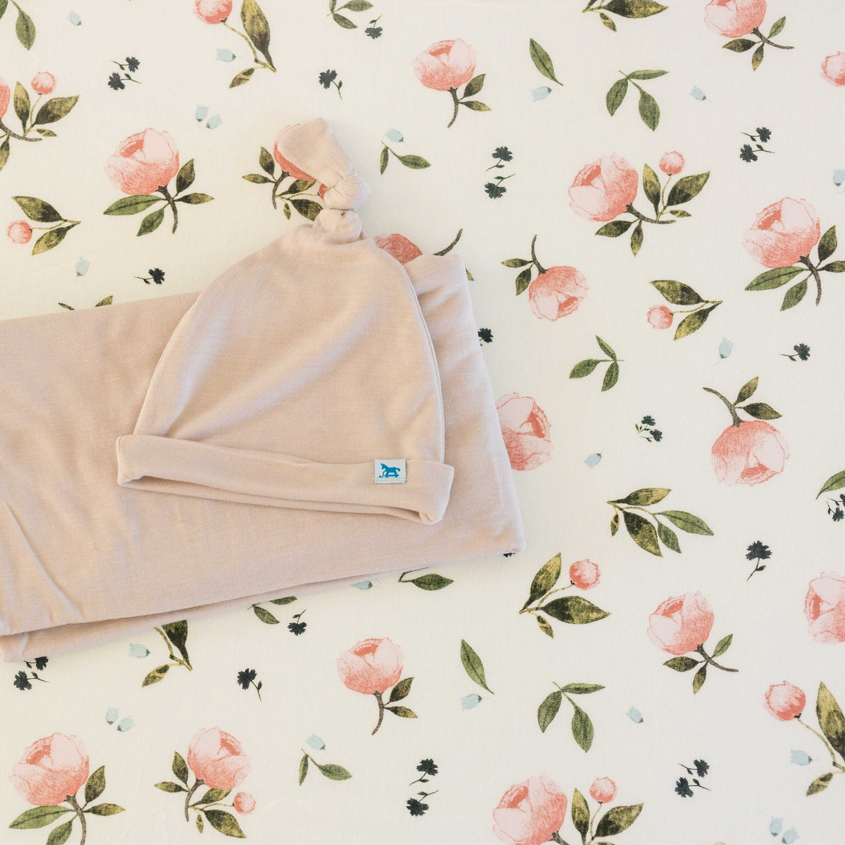 Stretch Knit Crib Sheet - Watercolor Rose - HoneyBug 