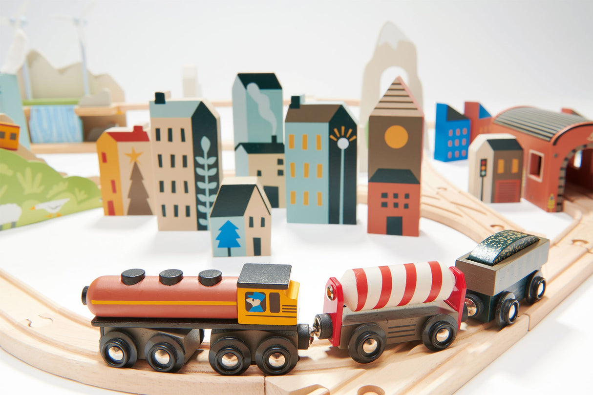 Mountain View Train set - HoneyBug 