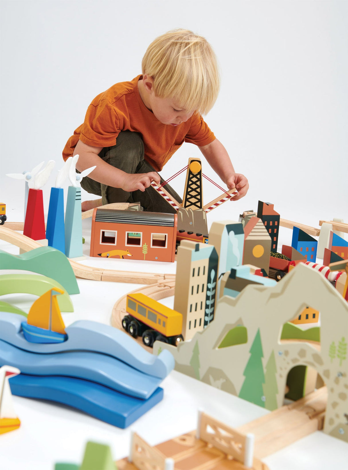 Mountain View Train set - HoneyBug 
