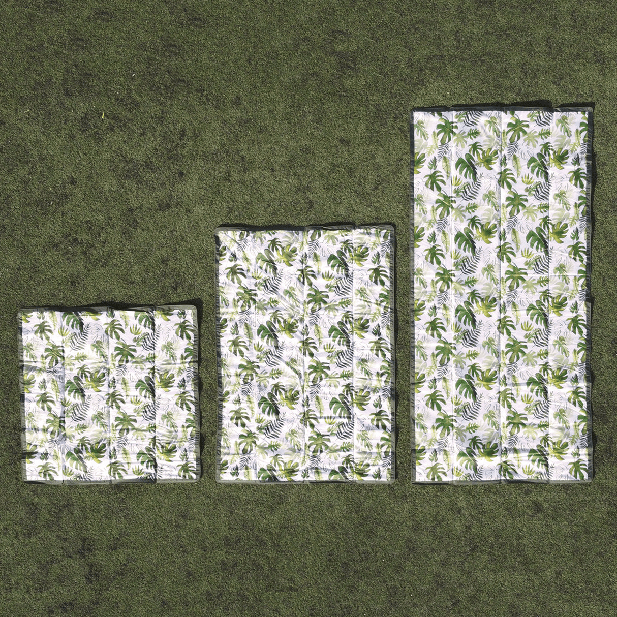 Outdoor Blanket - Tropical Leaf - HoneyBug 