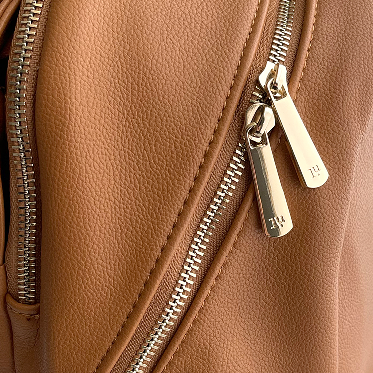 Skyline Backpack Cognac - Gold Hardware - HoneyBug 