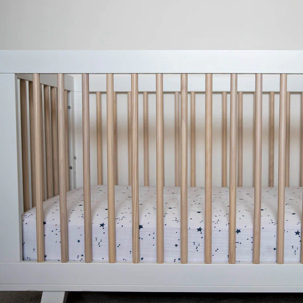 Cotton Muslin Crib Sheet - Shooting Stars - HoneyBug 