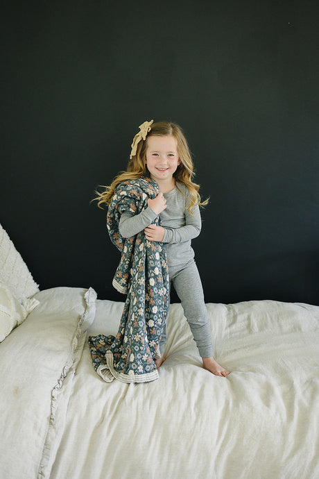 Heather Grey Ribbed Bamboo Cozy Set - HoneyBug 