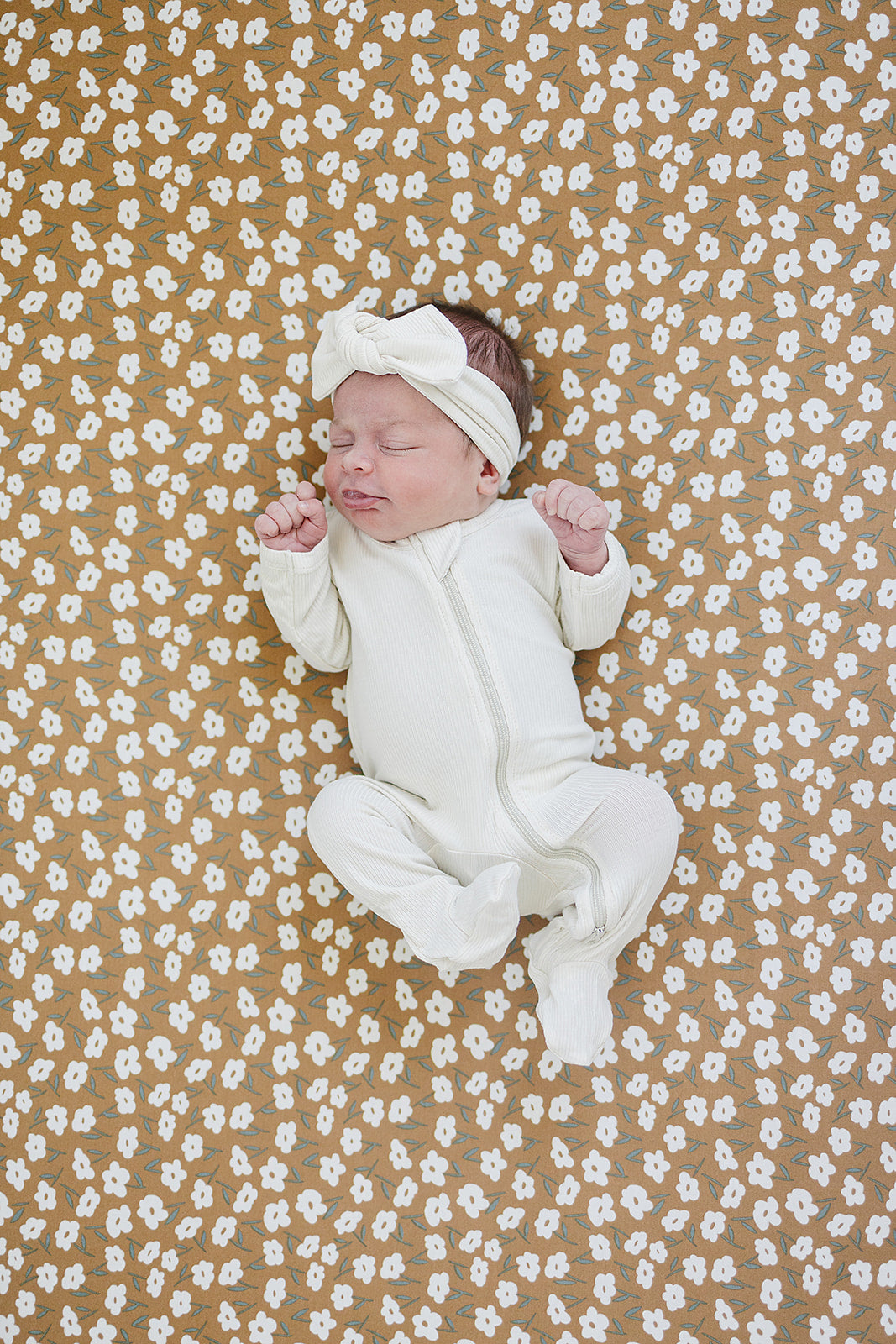 Cream Ribbed Bamboo Zipper - HoneyBug 