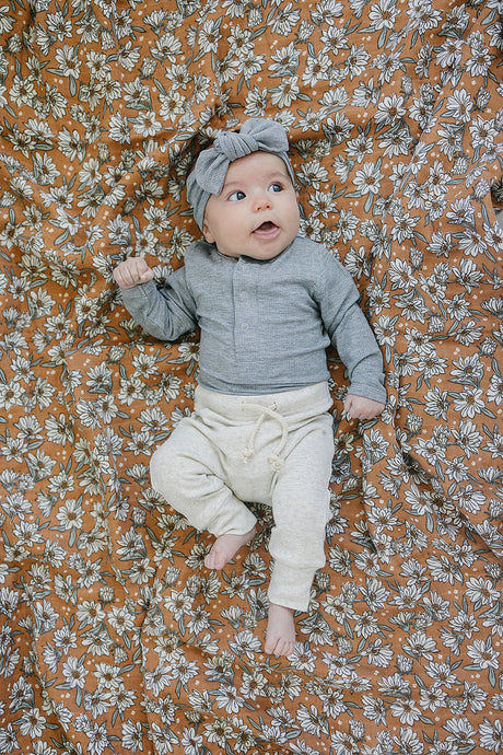 Heather Grey Bamboo Snap Long Sleeve Ribbed Bodysuit - HoneyBug 