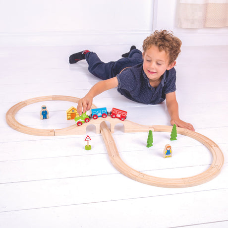 Figure of Eight Train Set - HoneyBug 