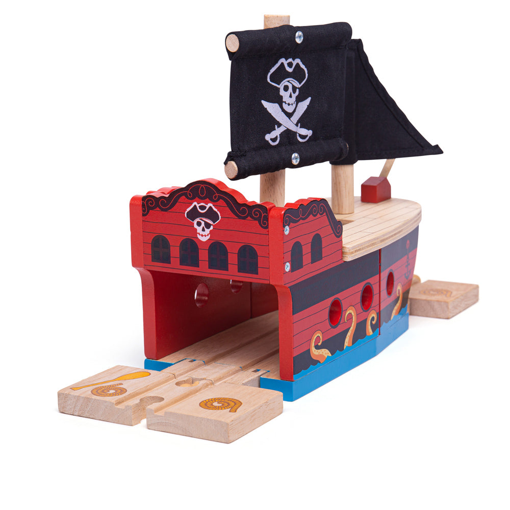 Pirate Galleon - HoneyBug 