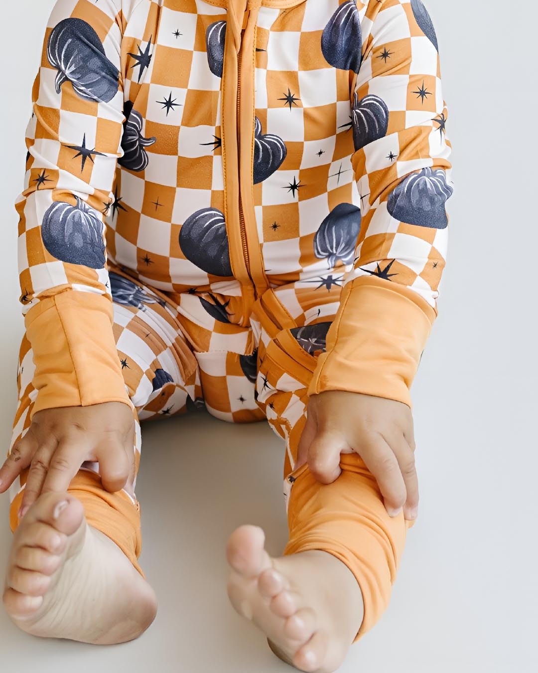 Bamboo Zip Romper | Checkered Pumpkin - HoneyBug 