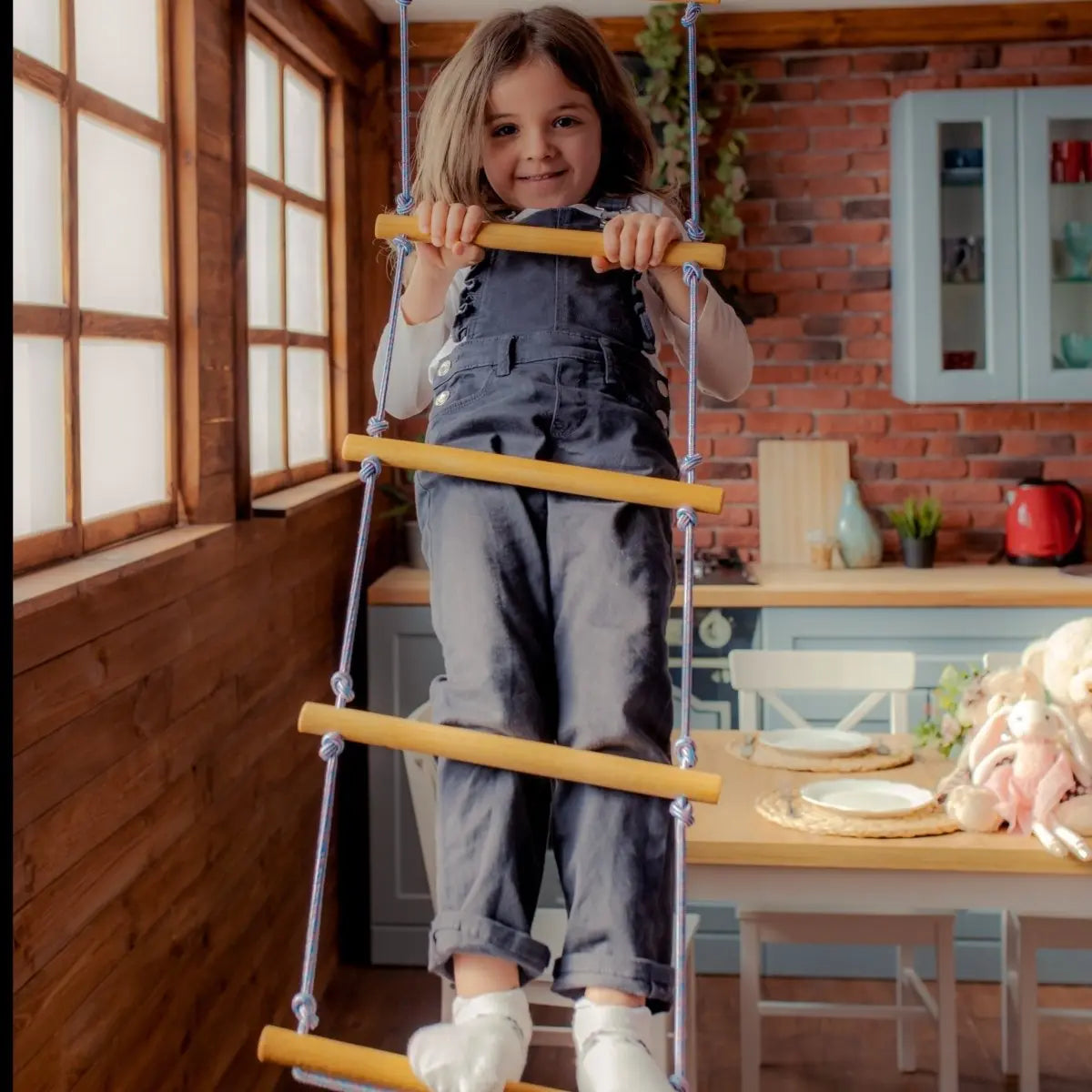 Climbing Rope Ladder for Kids (3-9 y.o.) - HoneyBug 