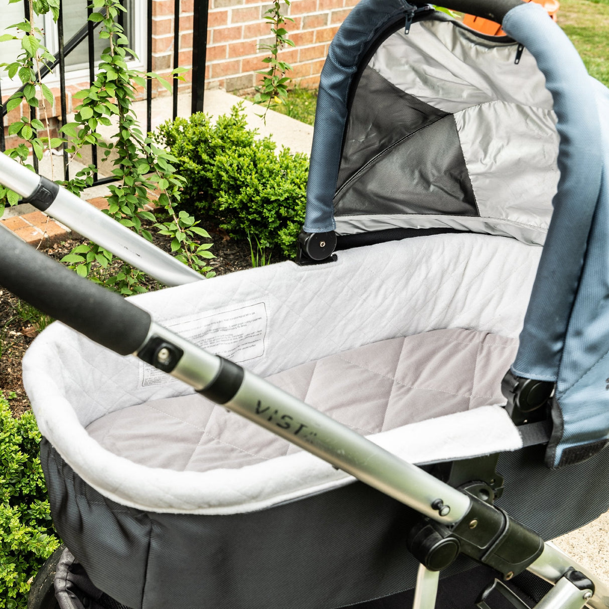 Quilted Waterproof Bassinet Sheet with Heat Protection - Grey - HoneyBug 