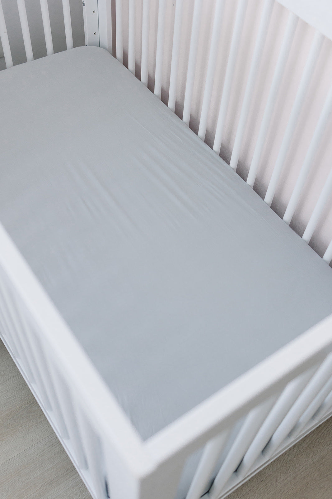 Stone Bamboo Stretch Crib Sheet - HoneyBug 