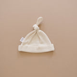 Vanilla Organic Ribbed Newborn Knot Hat - HoneyBug 