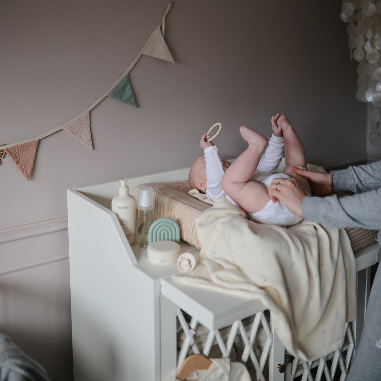 Pearl Teether Bracelet - HoneyBug 